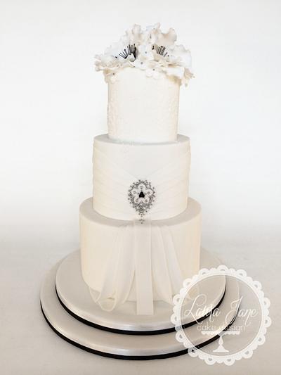 Black and White Wedding Cake - Cake by Laura Davis