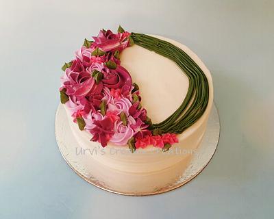 Floral cake - Cake by Urvi Zaveri 