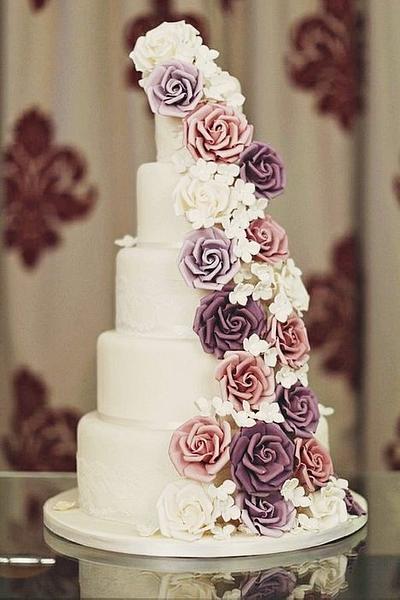 I love Roses! X - Cake by Carrie clark