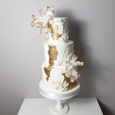 Wedding cake - Cake by İlknur Gürbüz @seker_duragi