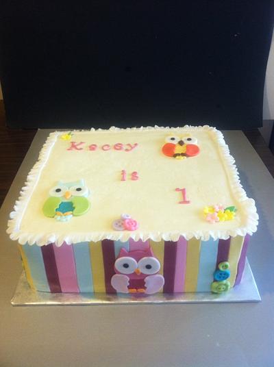 First birthday owl cake - Cake by Karen Seeley