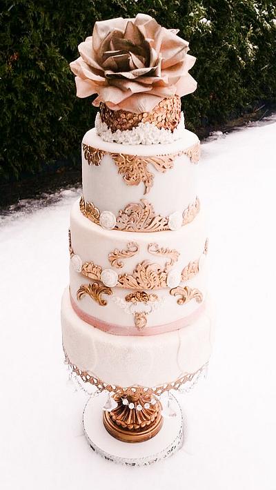 baroque swirl - Cake by Zoet&Zoet