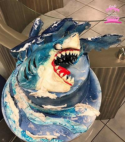 Hungry Shark - Cake by danadana2