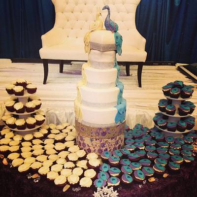 Peacock wedding cake - Cake by Raindrops