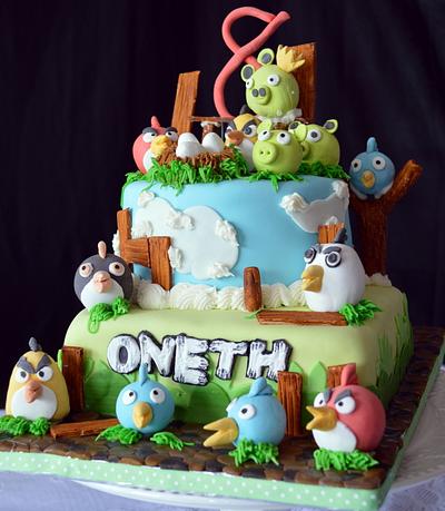 Angry Birds cake - Cake by Inoka (Sugar Rose Cakes)