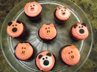 Animal Cupcakes - Cake by Kelly Neff,  Cakes by Kelly 