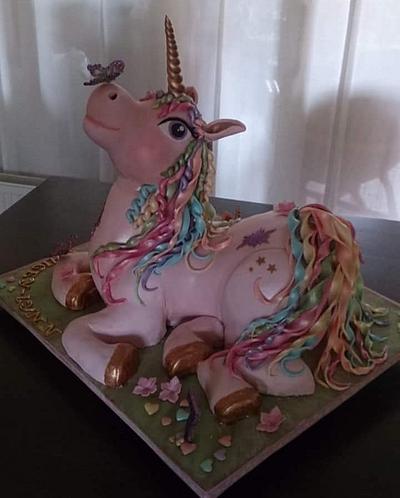 For a little girl!!!🌸🌸🌸 - Cake by silvia ferrada colman