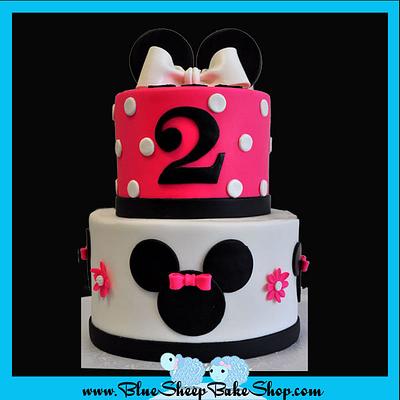Minnie Mouse Cake - Cake by Karin Giamella