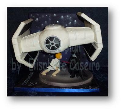 Flying Darth Vader's Ship - Star Wars - Cake by Bety'Sugarland by Elisabete Caseiro 