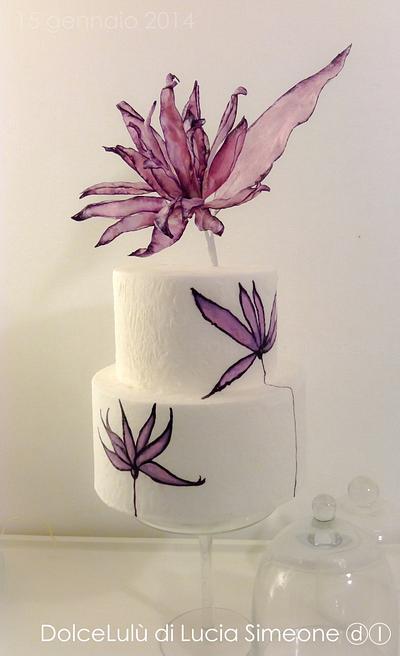 Loto, wafer paper and painting - Cake by Lucia Simeone