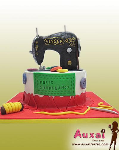 Sewing machine cake!!! - Cake by Auxai Tartas