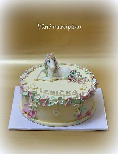 Pastel cake with the Unicorn - Cake by vunemarcipanu