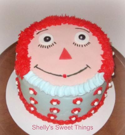 Raggedy Ann - Cake by Shelly's Sweet Things