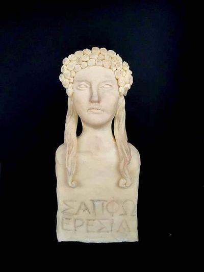 Greco and Roman Statues collaboration  - Cake by Sophia Voulme