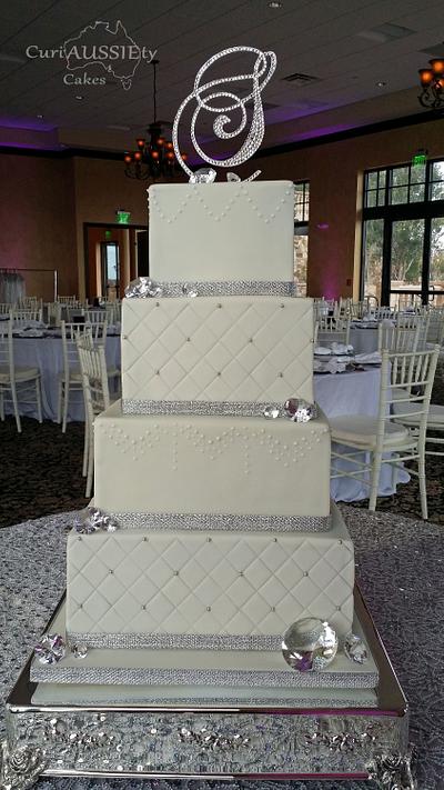 Square tiered wedding elegance! - Cake by CuriAUSSIEty  Cakes