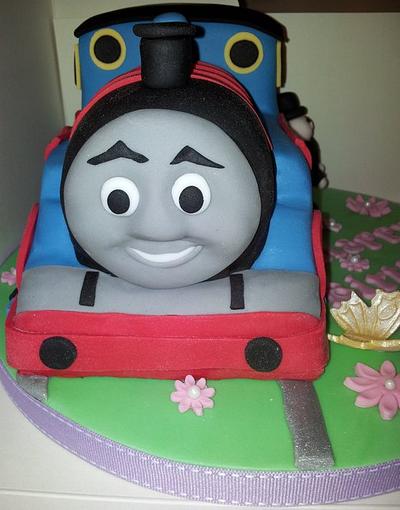 2nd Thomas the Tank in as many weeks - Cake by helenscakeshop