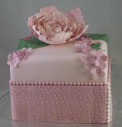 Floral pinks fruit cake - Cake by Fondant Fantasies of Malvern