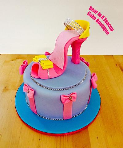 These heels weren't made for walking!  - Cake by Nicole - Bear In A Teacup Cake Boutique
