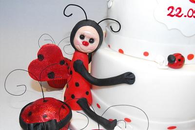Ladybird - Cake by Nelly Konradi
