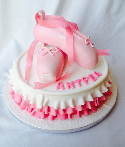 Ballet shoes cake  - Cake by JulianasCakerie