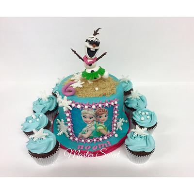 Olaf cake - Cake by Donatella Bussacchetti