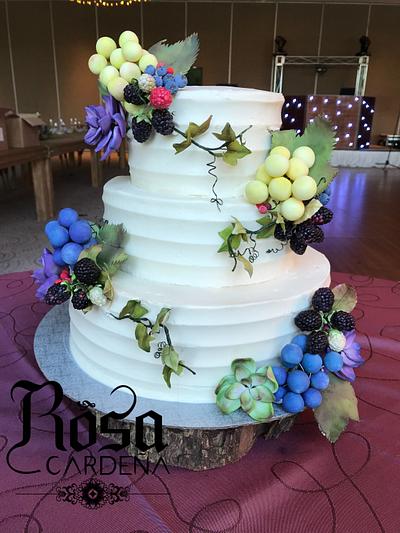 Wedding grapes cake - Cake by Rosa Cardeña