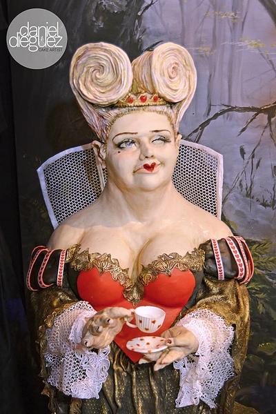 Queen of Hearts for Alice in Wonderland Feature at CI Show. - Cake by Daniel Diéguez