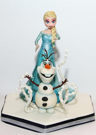 Elsa and Olaf - Cake by Snezana