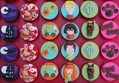 Scooby Doo Cupcakes - Cake by Lesley Wright
