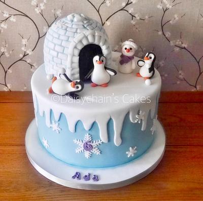 Playful penguins  - Cake by Daisychain's Cakes