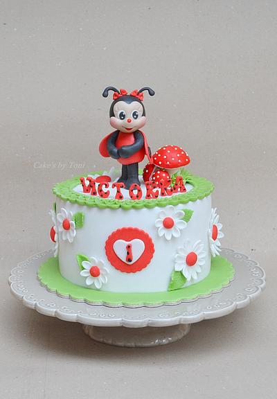 Ladybug 🐞 - Cake by Cakes by Toni