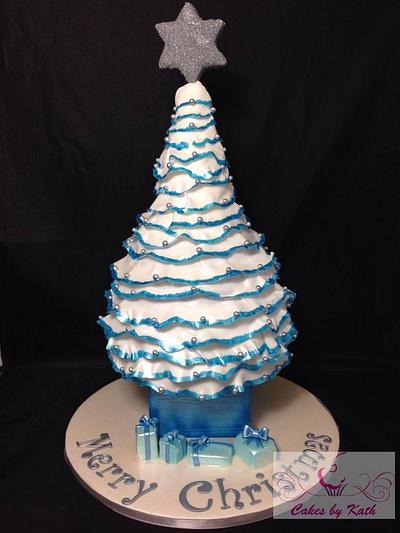 White Christmas Tree - Cake by Cakes by Kath