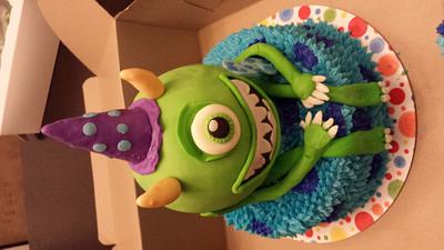 Monster's University - Cake by Yum Cakes and Treats