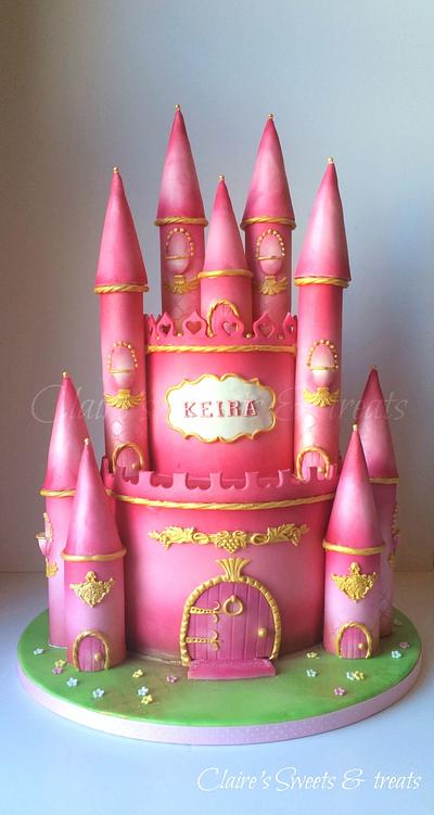 Pink Castle cake - Cake by clairessweets
