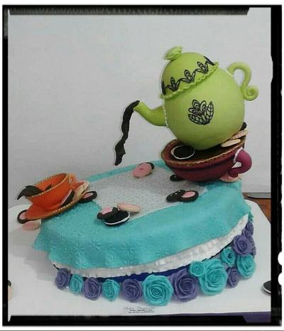 Gravity cake  - Cake by Monica Lilian Batalla