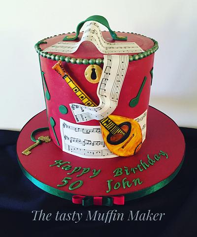 Antique drum box and free hand drawn &painted antique mandolin  - Cake by Andrea 