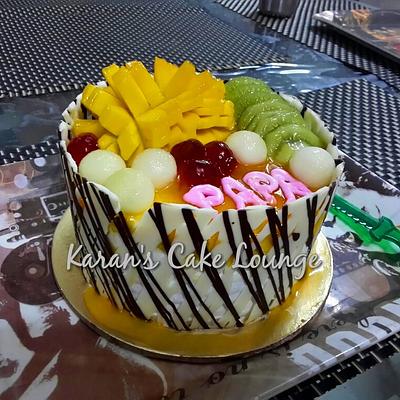 Exotic fruit cake - Cake by Karanscakelounge