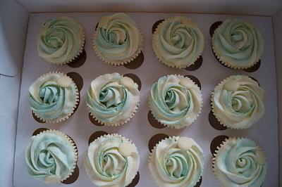 Two tone buttercream rose cupcakes - Cake by Chrissy_Cakes_UK