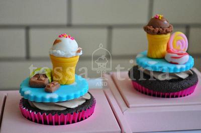 Ice Cream Cupcakes - Cake by tessatinacakes