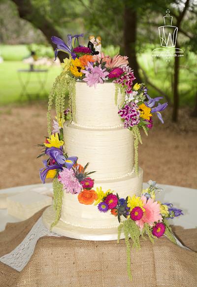 Fresh Flower Wedding Cake - Cake by Akiko White 