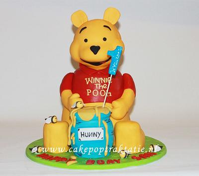 Winnie the Pooh 3D cake  - Cake by Cakepoptraktatie