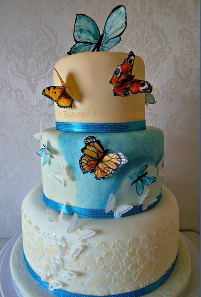Butterflies - Cake by Julie, I Baked Some Cakes