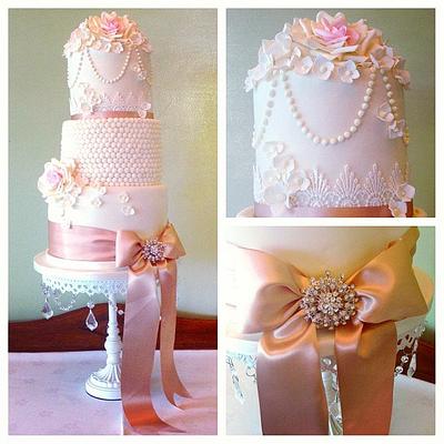 Vintage Wedding cake.  I lurve Vintage! - Cake by Heavenly Angel Cakes