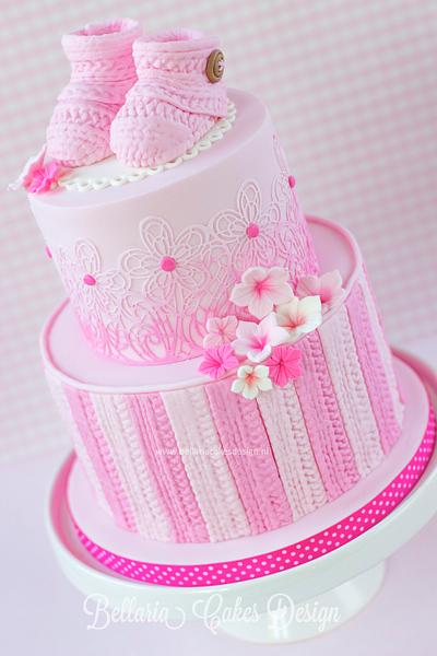Pink crochet baby booties - Cake by Bellaria Cake Design 