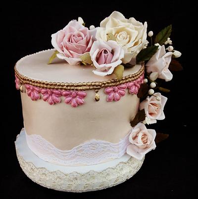 VINTAGE CAKE - Cake by MARCELA CORCA