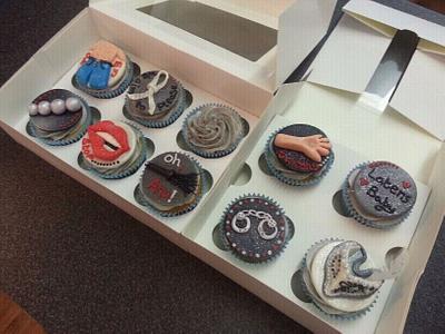 50 shades cupcakes xx - Cake by kaykes