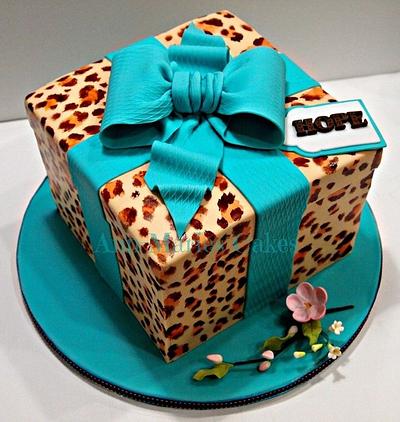 Cheetah and Teal gift box - Cake by Ann-Marie Youngblood