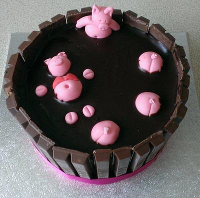 Pigs in the mud cake - Cake by Hollie Chamberlain