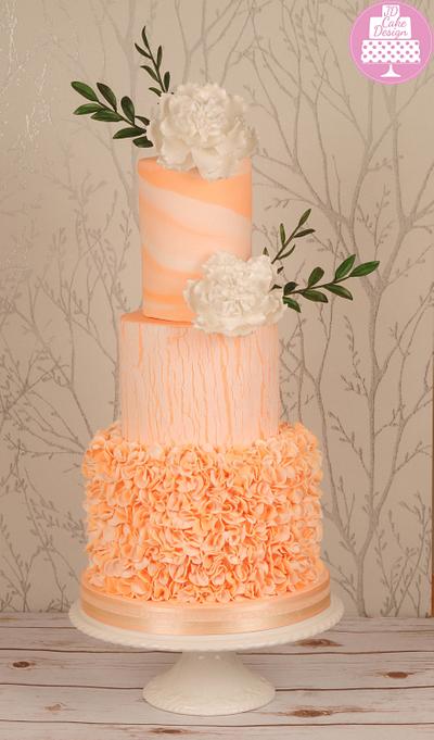 Peach ruffle cake - Cake by Jdcakedesign
