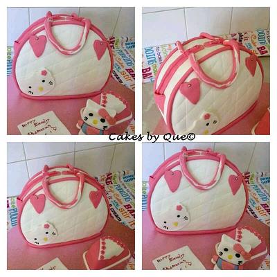 My first bag cake  - Cake by Que's Cakes